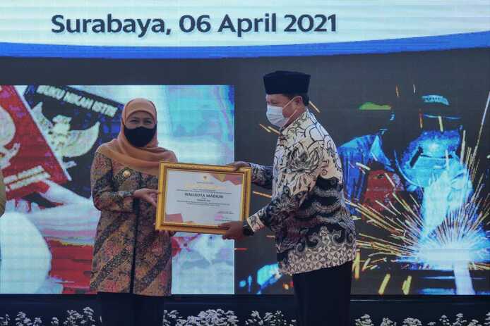 Kota Madiun Kembali Raih Pengghargaan Pembina Kesehatan dan Keselamatan Kerja (K3) 
